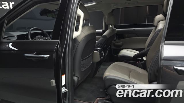 Kia Canival 2025 — photo 16