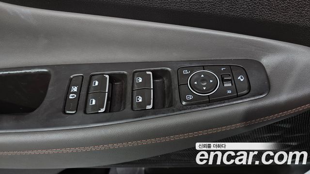 Hyundai Santafe 2019 — photo 22