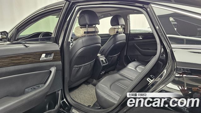 Hyundai Sonata 2016 — photo 18