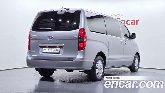 Hyundai Starex 2019 — photo 2