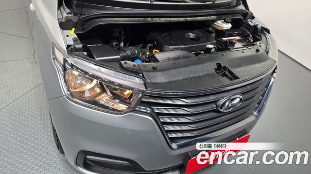Hyundai Starex 2019 — photo 6