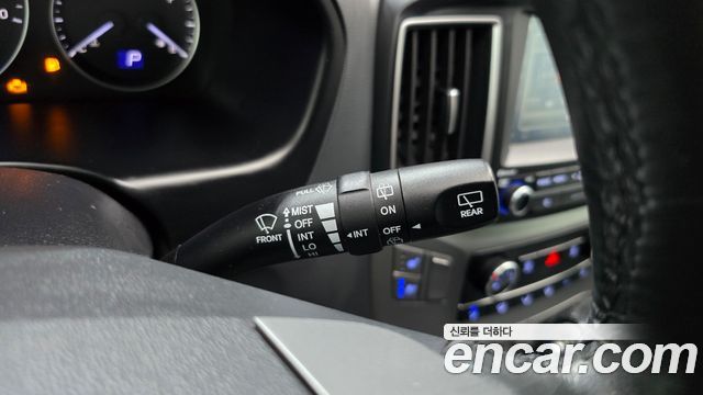 Hyundai Starex 2019 — photo 26
