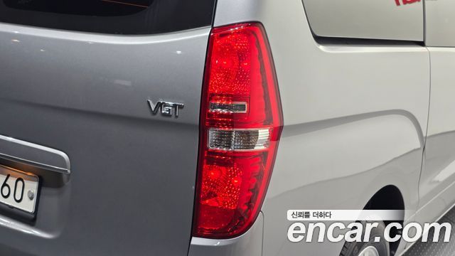 Hyundai Starex 2019 — photo 9