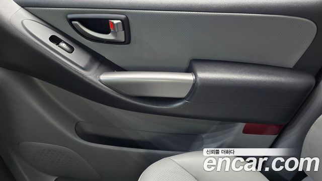 Hyundai Starex 2019 — photo 15