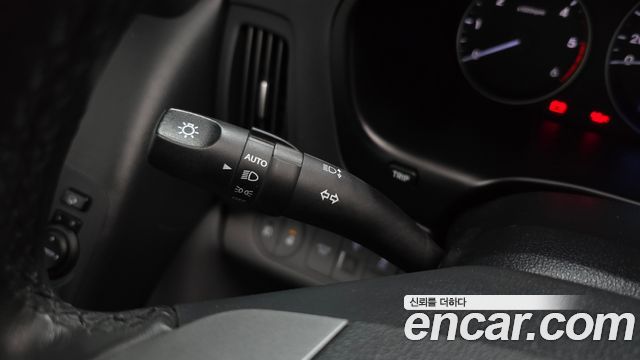Hyundai Starex 2019 — photo 27