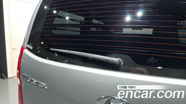 Hyundai Starex 2019 — photo 30
