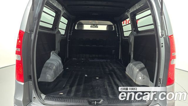 Hyundai Starex 2019 — photo 31