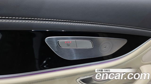 Mercedes-Benz AMG GT 2021 — photo 25