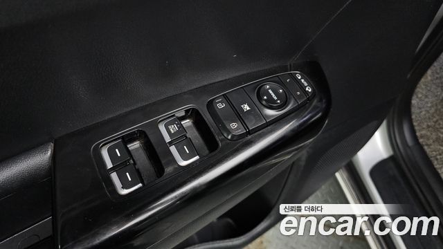 Kia Sportage 2016 — photo 22