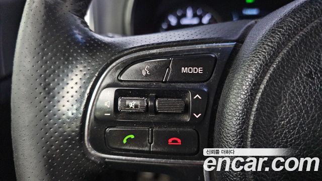 Kia Sportage 2016 — photo 24