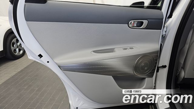 Hyundai Nexo 2023 — photo 15