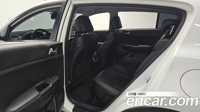 Kia Sportage 2017 — photo 18