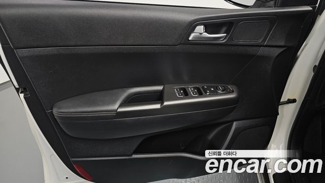 Kia Sportage 2017 — photo 14