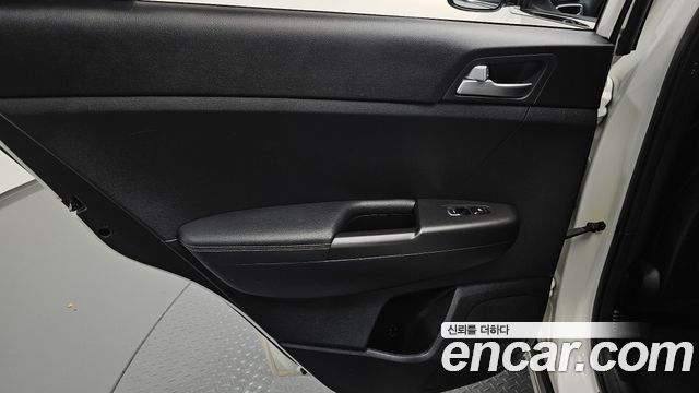 Kia Sportage 2017 — photo 15