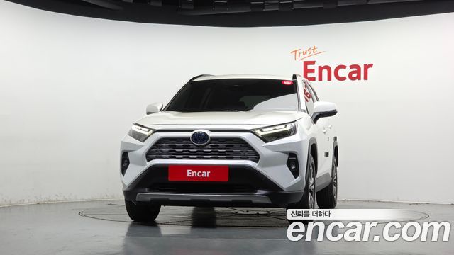 Toyota RAV4 2022 — photo 3