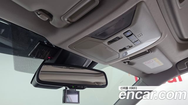 Toyota RAV4 2022 — photo 17