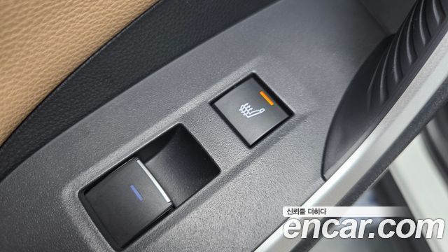 Toyota RAV4 2022 — photo 18