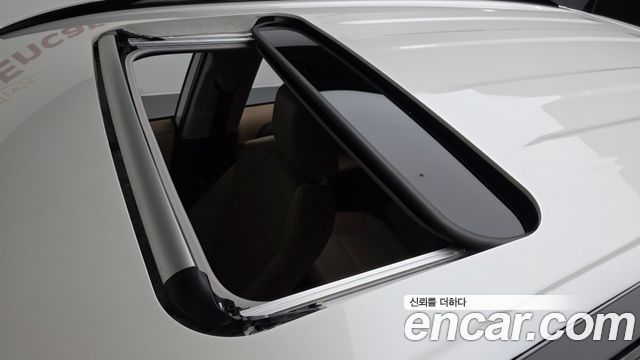 Toyota RAV4 2022 — photo 19