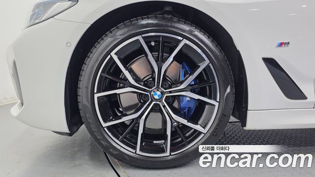 BMW 5-Series 2023 — photo 5