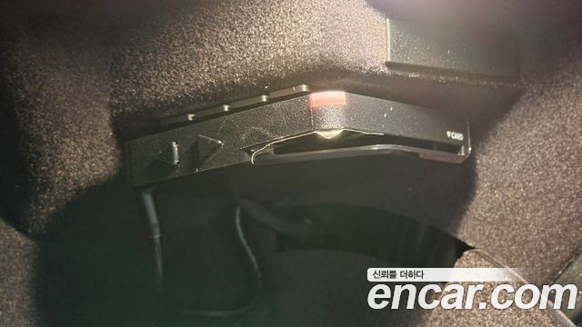 BMW 5-Series 2023 — photo 32