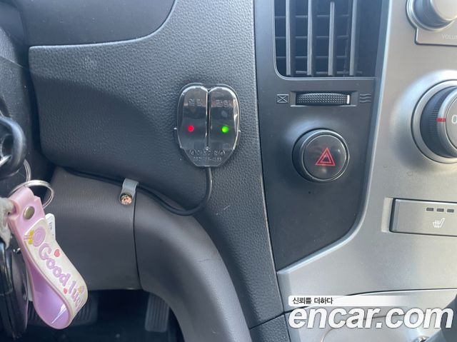 Hyundai Starex 2015 — photo 11