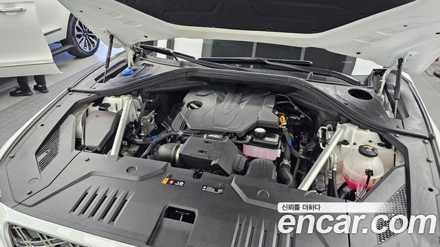 Genesis GV70 2025 — photo 6