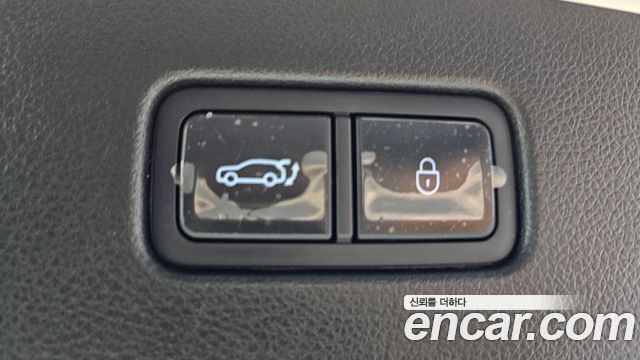 Genesis GV70 2025 — photo 24