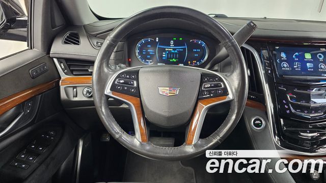 Cadillac Escalade 2019 — photo 13