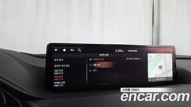 Genesis G80 2021 — photo 33