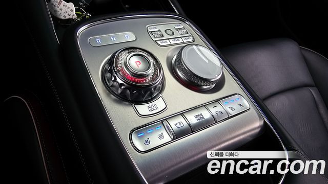 Genesis G90 2025 — photo 9