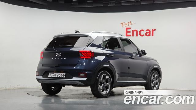 Hyundai Venue 2020 — photo 2