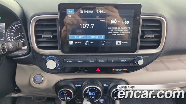 Hyundai Venue 2020 — photo 21