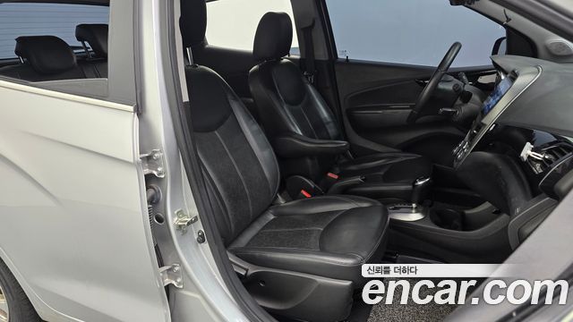 Chevrolet Korea Spark 2017 — photo 18