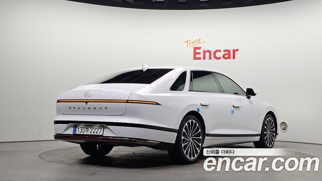 Hyundai Grandeur 2023 — photo 2