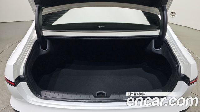 Hyundai Grandeur 2023 — photo 34