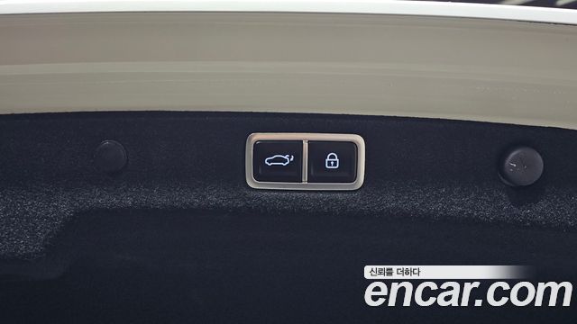 Hyundai Grandeur 2023 — photo 35