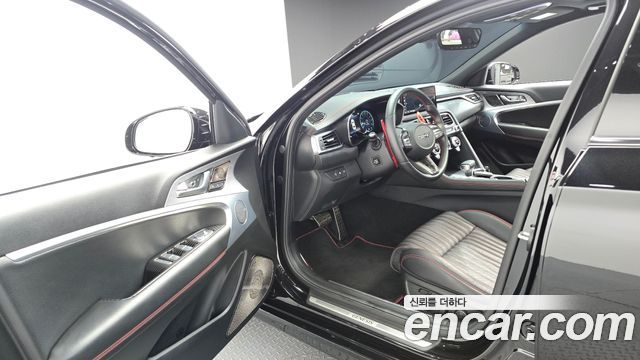 Genesis G70 2022 — photo 10