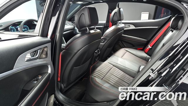 Genesis G70 2022 — photo 11