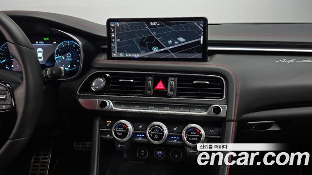 Genesis G70 2022 — photo 13