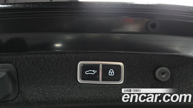 Genesis G70 2022 — photo 16