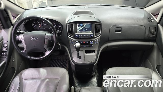 Hyundai Starex 2018 — photo 10