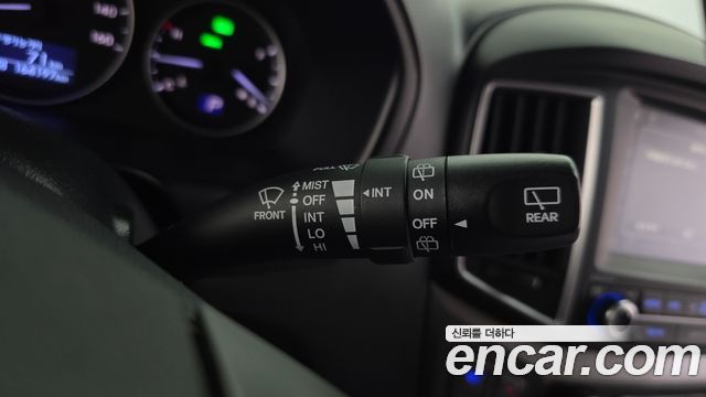 Hyundai Starex 2018 — photo 24