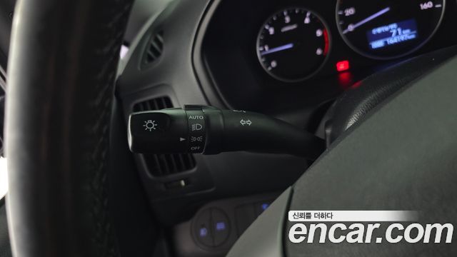 Hyundai Starex 2018 — photo 25
