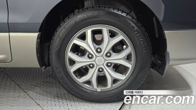 Hyundai Starex 2018 — photo 7