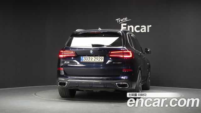 BMW X5 2021 — photo 4