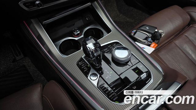 BMW X5 2021 — photo 9