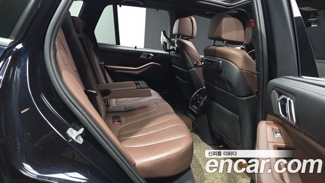 BMW X5 2021 — photo 12