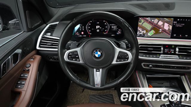 BMW X5 2021 — photo 13