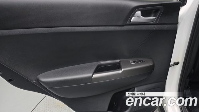 Kia Sportage 2022 — photo 15