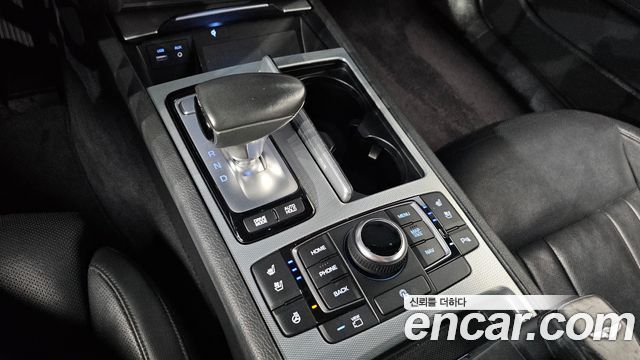 Genesis G80 2017 — photo 12